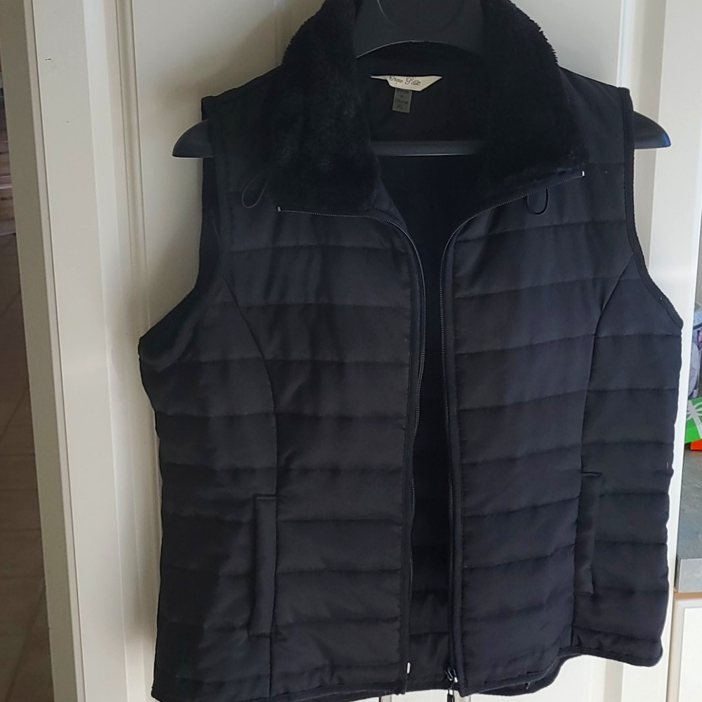 Onque Petite black vest